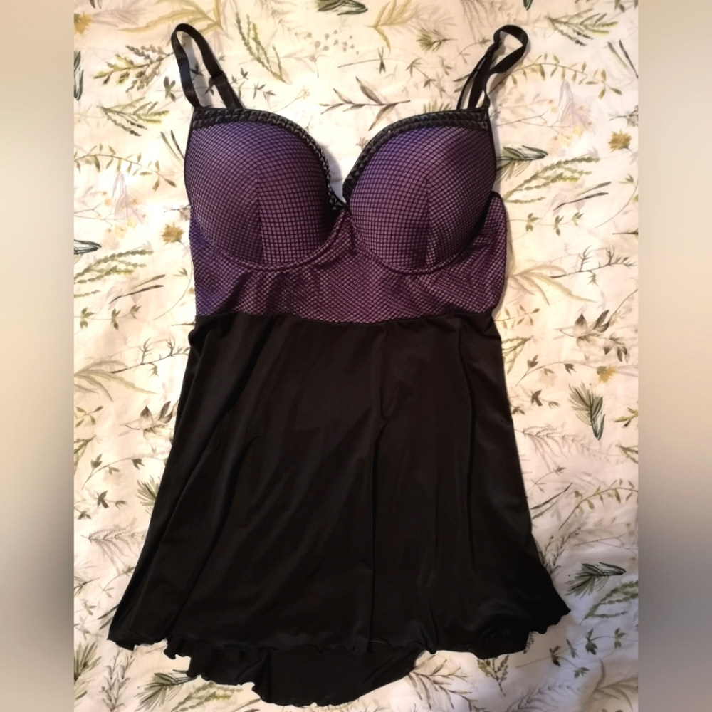 La Vie En Rose Lingerie / Rave top